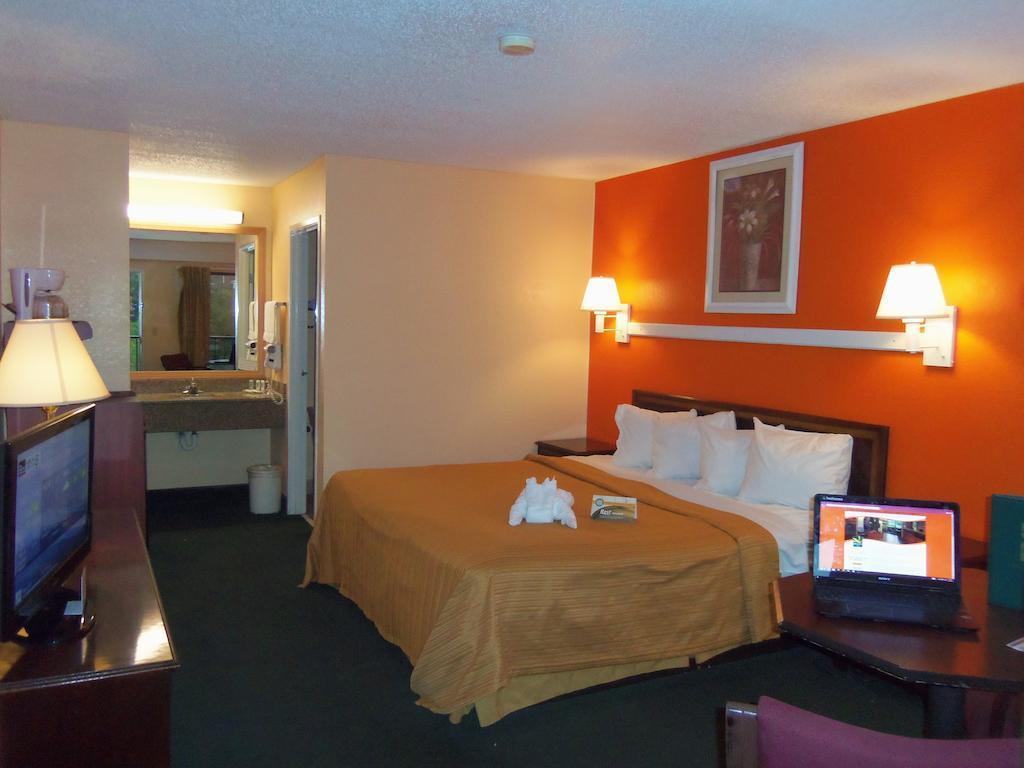 Quality Inn Greer Exteriér fotografie